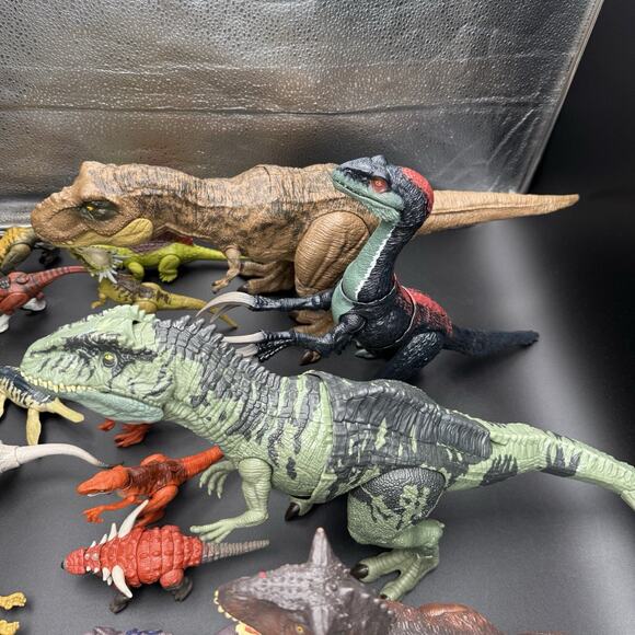Huge Lot Of Jurassic World Dinosaurs Figures Collection Lot Of 23 Pre Owned - Picture 2 of 8
